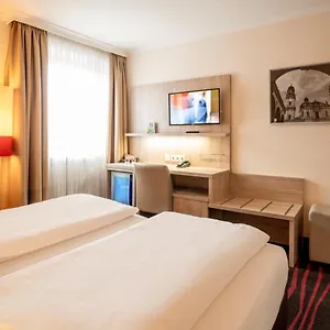 hotellátogatás
