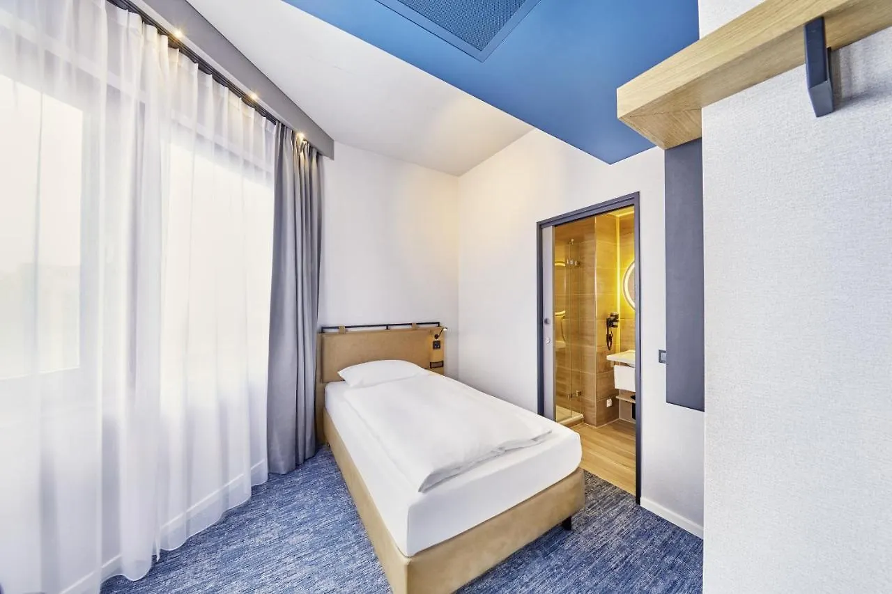 H2 Hotel Duesseldorf Seestern Germany